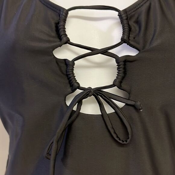 SHEIN Black One Piece Plunging Neckline with Tie and Razorback Swimsuit- Large - Picture 4 of 15